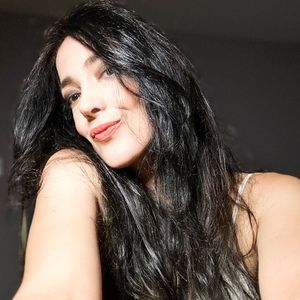 Meet your Posher, Posh